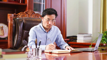 喜报！春光科技集团董事长韩卫东荣获市政府特殊津贴